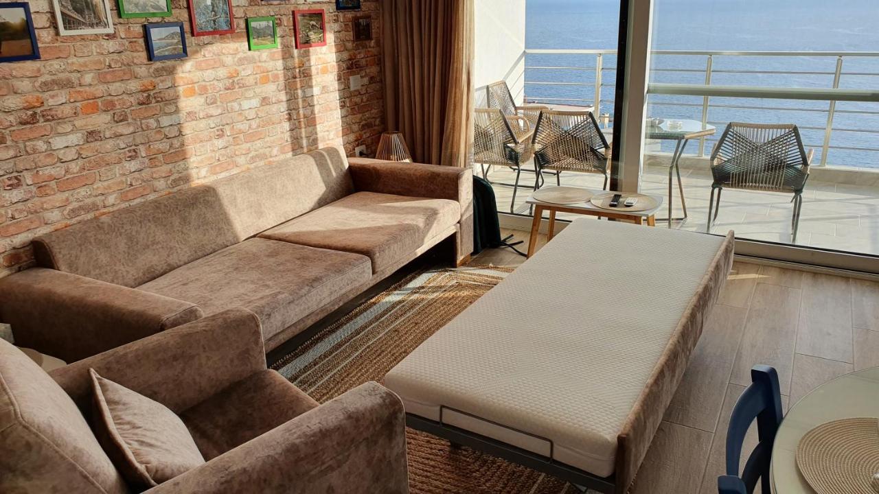 Blue Eye Apartment Sarande Ngoại thất bức ảnh