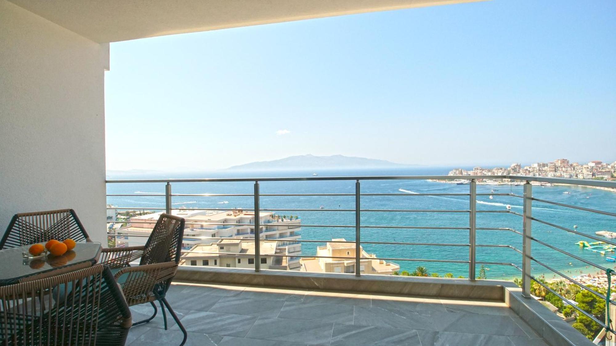 Blue Eye Apartment Sarande Ngoại thất bức ảnh